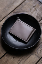 画像をギャラリービューアに読み込む, discord Yohji Yamamoto Money Clip Wallet / Soft Cow Skin Leather (BEIGE)