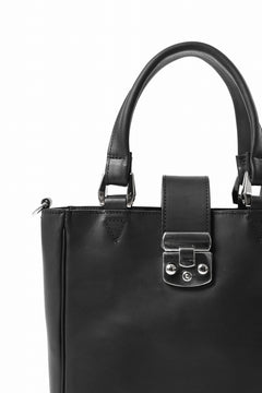 Load image into Gallery viewer, ISAMU KATAYAMA BACKLASH 2WAY SHOULDER & TOTE BAG / GUIDI OILED CALF (BLACK)