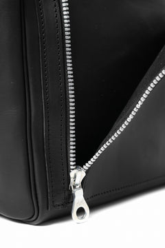 Load image into Gallery viewer, ISAMU KATAYAMA BACKLASH 2WAY SHOULDER & TOTE BAG / GUIDI OILED CALF (BLACK)