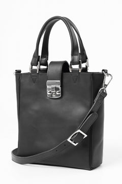 Load image into Gallery viewer, ISAMU KATAYAMA BACKLASH 2WAY SHOULDER & TOTE BAG / GUIDI OILED CALF (BLACK)