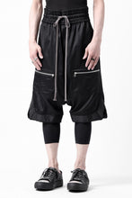 Load image into Gallery viewer, A.F ARTEFACT SAROUEL SHORT PANTS / LUXURY FABRIC (BLACK)