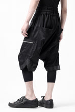Load image into Gallery viewer, A.F ARTEFACT SAROUEL SHORT PANTS / LUXURY FABRIC (BLACK)