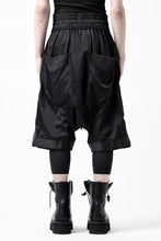 Load image into Gallery viewer, A.F ARTEFACT SAROUEL SHORT PANTS / LUXURY FABRIC (BLACK)