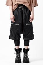 Load image into Gallery viewer, A.F ARTEFACT SAROUEL SHORT PANTS / LUXURY FABRIC (BLACK)
