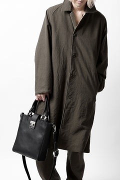 Load image into Gallery viewer, ISAMU KATAYAMA BACKLASH 2WAY SHOULDER & TOTE BAG / GUIDI OILED CALF (BLACK)