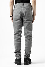 Load image into Gallery viewer, daub ERGONOMIC SKINNY PANTS / COLD DYED LIGHT TWILL (GREY)