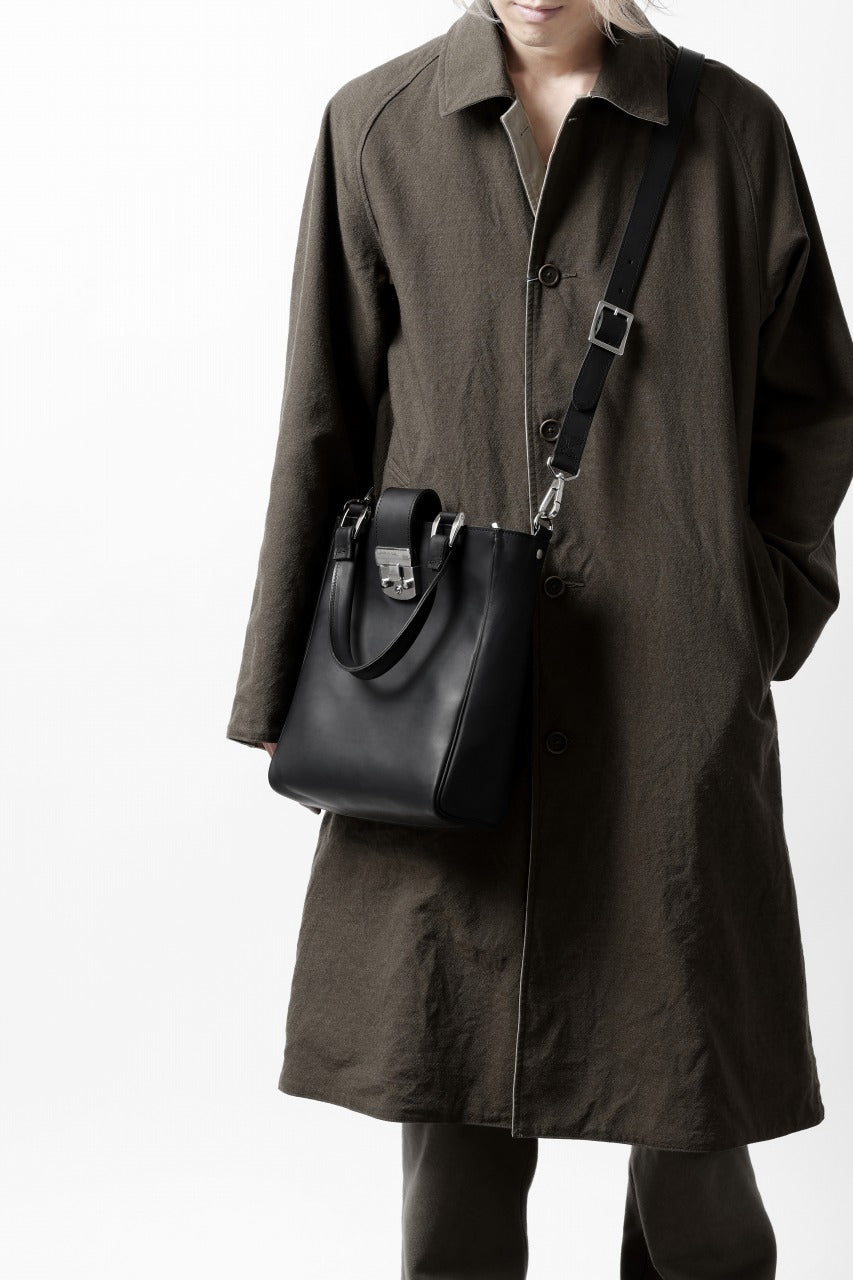 Load image into Gallery viewer, ISAMU KATAYAMA BACKLASH 2WAY SHOULDER & TOTE BAG / GUIDI OILED CALF (BLACK)