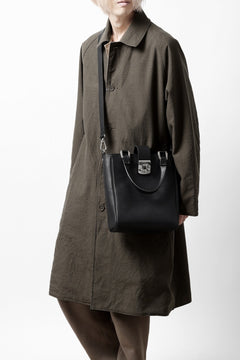 Load image into Gallery viewer, ISAMU KATAYAMA BACKLASH 2WAY SHOULDER & TOTE BAG / GUIDI OILED CALF (BLACK)