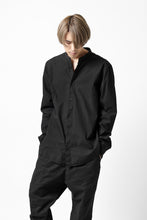 Load image into Gallery viewer, daub LONG SLEEVE SHIRT / DYED COTTON BROAD (BLACK)