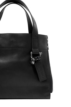 画像をギャラリービューアに読み込む, discord Yohji Yamamoto Side Zip Tote Bag S / Soft Shrink Cow Leather (BLACK)