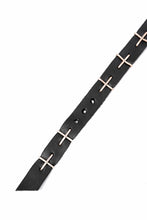 画像をギャラリービューアに読み込む, m.a+ thin silver cross studded wrist band / A-F2BL1/ GR2,0 (BLACK)
