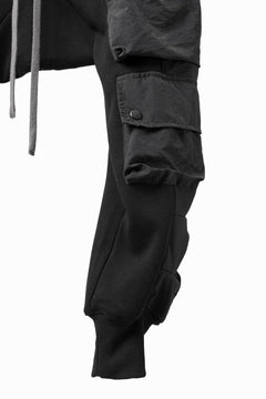 画像をギャラリービューアに読み込む, A.F ARTEFACT MILITARY CARGO SARROUEL PANTS / BOMBER HEAT® + NYLON (BLACK)