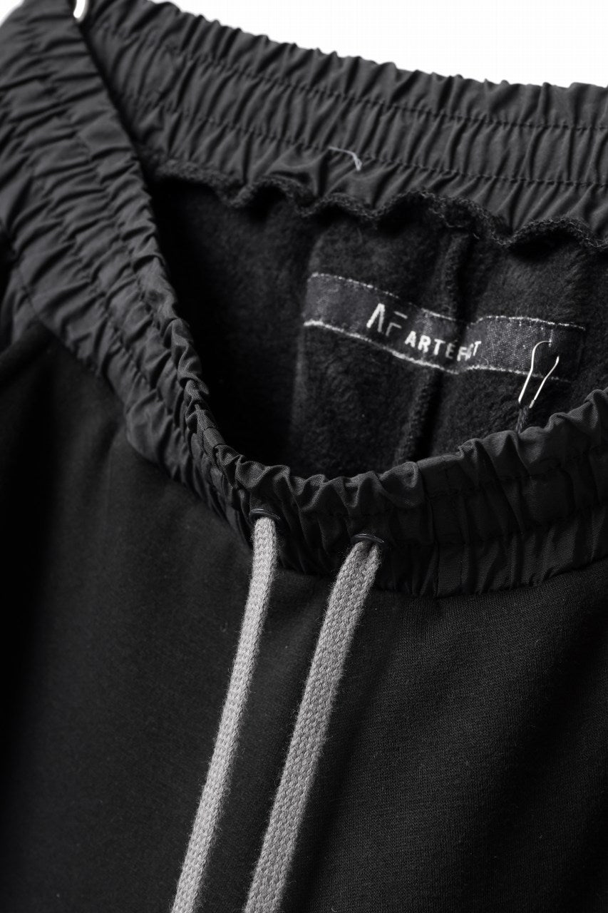 画像をギャラリービューアに読み込む, A.F ARTEFACT MILITARY CARGO SARROUEL SHORTS / BOMBER HEAT® + NYLON (BLACK)