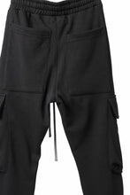 画像をギャラリービューアに読み込む, A.F ARTEFACT SLIM CARGO POCKET PANTS / BOMBER HEAT® (BLACK)