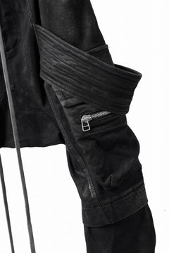 画像をギャラリービューアに読み込む, A.F ARTEFACT COATED FLAP-DETAIL SLIM CARGO PANTS / HI-STRETCH DENIM (BLACK)