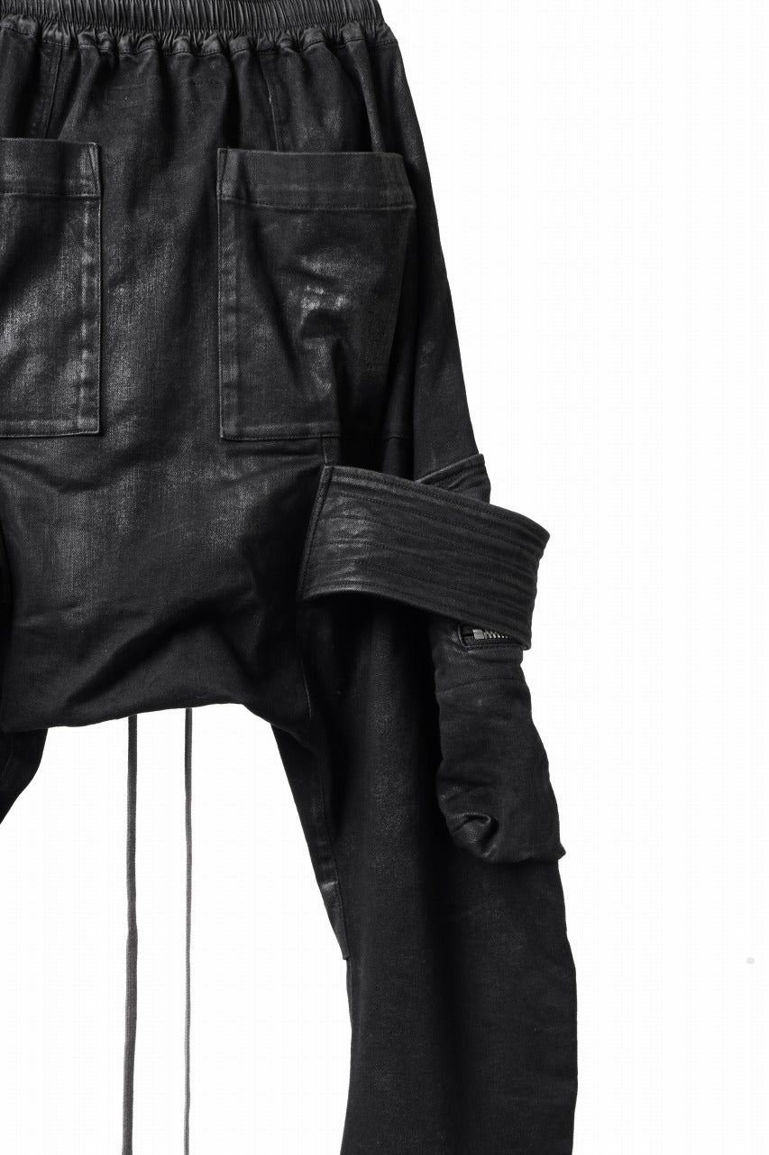 画像をギャラリービューアに読み込む, A.F ARTEFACT COATED FLAP-DETAIL SLIM CARGO PANTS / HI-STRETCH DENIM (BLACK)