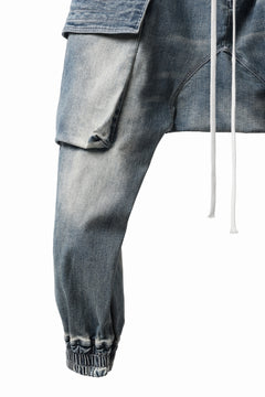 画像をギャラリービューアに読み込む, A.F ARTEFACT EASY SARROUEL CARGO PANTS / FADED AGEING DENIM (BLUE)