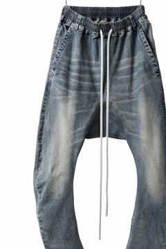 画像をギャラリービューアに読み込む, A.F ARTEFACT SARROUEL SKINNY PANTS / FADED AGEING DENIM (BLUE)