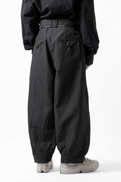 画像をギャラリービューアに読み込む, KLASICA GOSSE TWO TUCKED TROUSERS / SUMMER CHAMBRAY WOOL-LINEN (SHADOW)