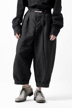 画像をギャラリービューアに読み込む, KLASICA GOSSE TWO TUCKED TROUSERS / SUMMER CHAMBRAY WOOL-LINEN (SHADOW)