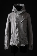 画像をギャラリービューアに読み込む, ISAMU KATAYAMA BACKLASH HOODED RIDERS JACKET / NATURAL DYED - GARMENT WASHED JP CALF (WHITE)