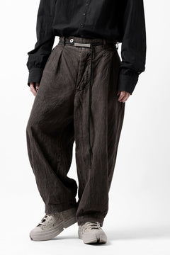 画像をギャラリービューアに読み込む, KLASICA GOSSE TWO TUCKED TROUSERS / GARMENT DYED BROKEN HERRING BONE (CINAMON)