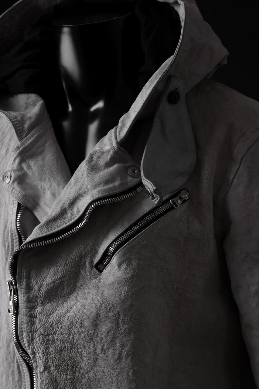 画像をギャラリービューアに読み込む, ISAMU KATAYAMA BACKLASH HOODED RIDERS JACKET / NATURAL DYED - GARMENT WASHED JP CALF (WHITE)