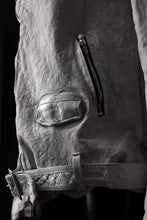 画像をギャラリービューアに読み込む, ISAMU KATAYAMA BACKLASH HOODED RIDERS JACKET / NATURAL DYED - GARMENT WASHED JP CALF (WHITE)