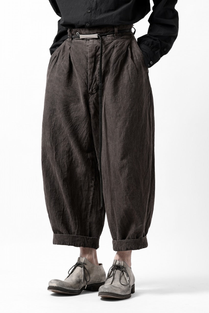画像をギャラリービューアに読み込む, KLASICA GOSSE TWO TUCKED TROUSERS / GARMENT DYED BROKEN HERRING BONE (CINAMON)
