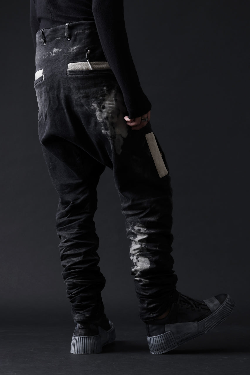 画像をギャラリービューアに読み込む, BORIS BIDJAN SABERI DROP CROTCH PANTS / STONE WASHED &amp; USED EFFECT &amp; BODY MOLDED &quot;P24-F1603K&quot; (BLACK DENIM)