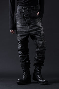 画像をギャラリービューアに読み込む, BORIS BIDJAN SABERI DROP CROTCH SLIM PANTS / STONE WASHED &amp; USED EFFECT &amp; BODY MOLDED &quot;P23-F1603K&quot; (BLACK DENIM)