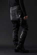 画像をギャラリービューアに読み込む, BORIS BIDJAN SABERI DROP CROTCH SLIM PANTS / STONE WASHED &amp; USED EFFECT &amp; BODY MOLDED &quot;P23-F1603K&quot; (BLACK DENIM)