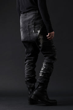 画像をギャラリービューアに読み込む, BORIS BIDJAN SABERI DROP CROTCH SLIM PANTS / STONE WASHED &amp; USED EFFECT &amp; BODY MOLDED &quot;P23-F1603K&quot; (BLACK DENIM)