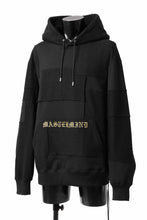 Load image into Gallery viewer, mastermind JAPAN SWEAT HOODIE / SWITCH PATCHWORK (BLACK)