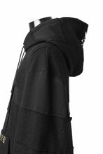 Load image into Gallery viewer, mastermind JAPAN SWEAT HOODIE / SWITCH PATCHWORK (BLACK)