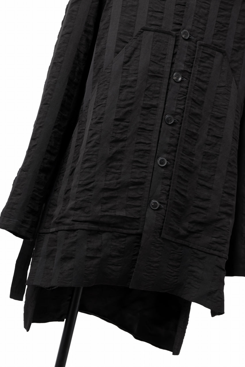 画像をギャラリービューアに読み込む, SOSNOVSKA SQUEEZED STRIPE COAT (BLACK)