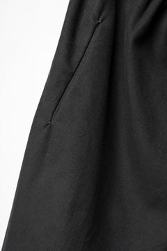 Load image into Gallery viewer, m.a+ 2 vertical pocket elastic waist sarouel / PU521/CE6 (BLACK)