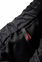 Load image into Gallery viewer, m.a+ 2 vertical pocket elastic waist sarouel / PU521/CE6 (BLACK)