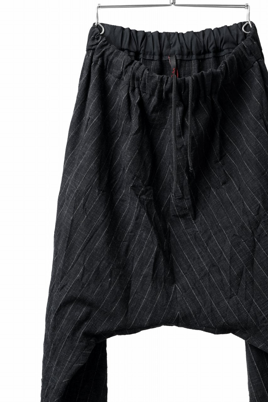 Load image into Gallery viewer, m.a+ 2 vertical pocket elastic waist sarouel / PU521/CWST (BLACK/WHITE)
