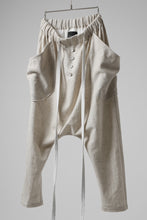 画像をギャラリービューアに読み込む, SOSNOVSKA ASCETIC DOUBLEFACE PANTS (BEIGE x WHITE)