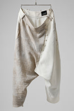 Load image into Gallery viewer, SOSNOVSKA ASYMMETRIC OVERWIDE PANTS (IVORY x BEIGE)