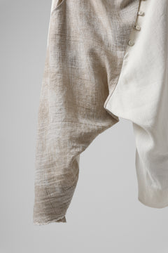 Load image into Gallery viewer, SOSNOVSKA ASYMMETRIC OVERWIDE PANTS (IVORY x BEIGE)