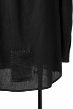 画像をギャラリービューアに読み込む, SOSNOVSKA SLIDE SHAPE SHIRT (BLACK)