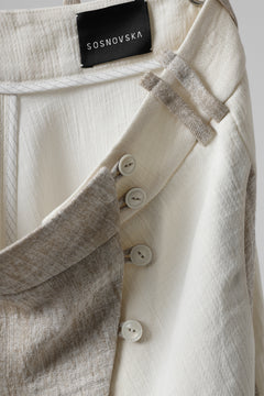 Load image into Gallery viewer, SOSNOVSKA ASYMMETRIC OVERWIDE PANTS (IVORY x BEIGE)