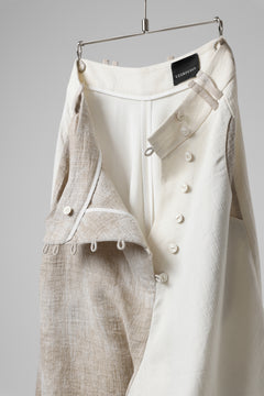 Load image into Gallery viewer, SOSNOVSKA ASYMMETRIC OVERWIDE PANTS (IVORY x BEIGE)