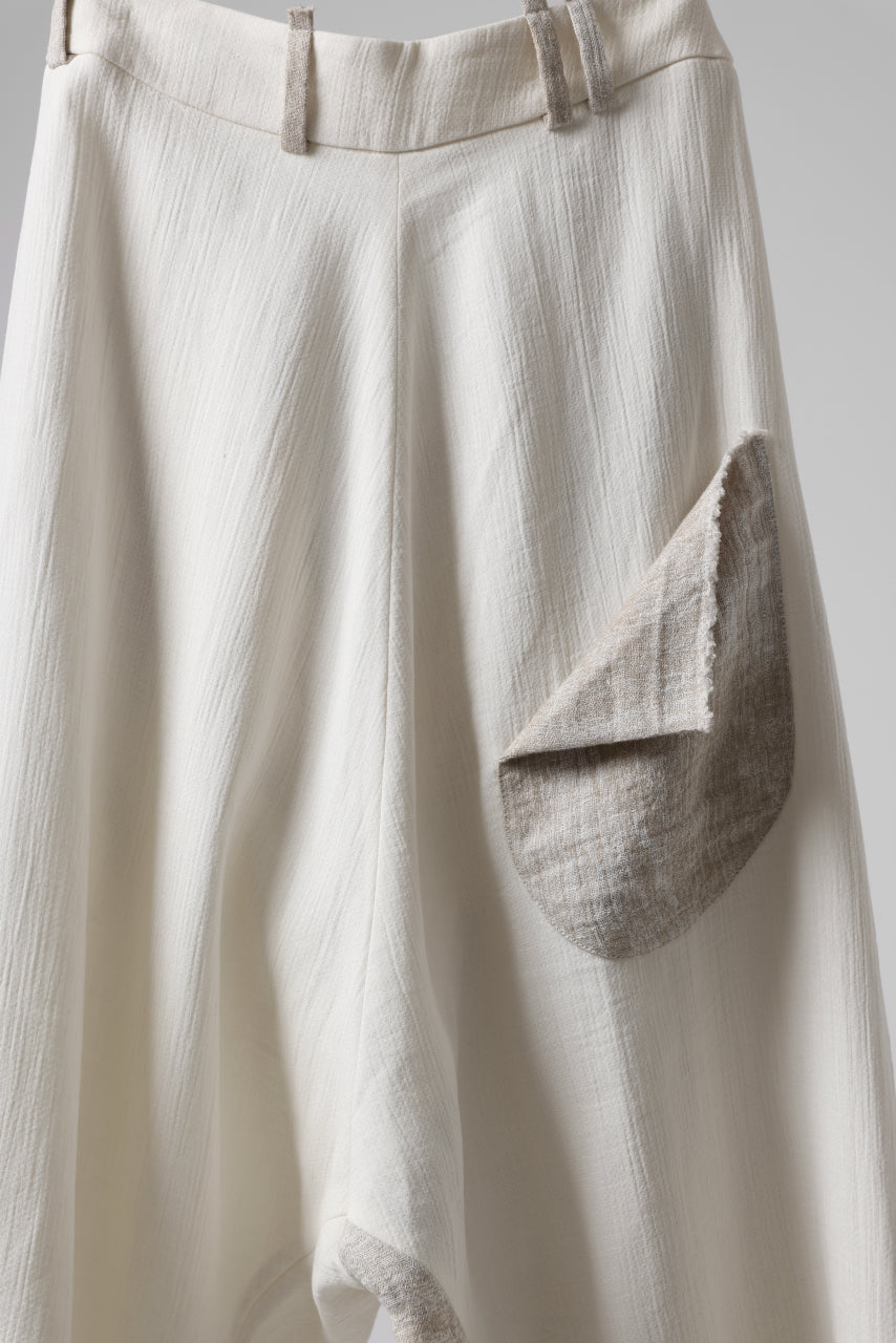 Load image into Gallery viewer, SOSNOVSKA ASYMMETRIC OVERWIDE PANTS (IVORY x BEIGE)