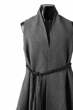 画像をギャラリービューアに読み込む, SOSNOVSKA EXTENDED WOOLEN VEST (GREY)