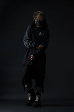 画像をギャラリービューアに読み込む, MASSIMO SABBADIN HOODY wt. HAND DYED VINTAGE DENIM SLEEVE (black)