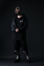 画像をギャラリービューアに読み込む, MASSIMO SABBADIN HOODY wt. HAND DYED VINTAGE DENIM SLEEVE (black)