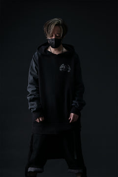 画像をギャラリービューアに読み込む, MASSIMO SABBADIN HOODY wt. HAND DYED VINTAGE DENIM SLEEVE (black)